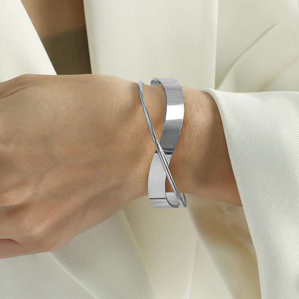 Twisted Cross Over 18K Gold Anti Tarnish Bracelet Cuff For Women Bulk