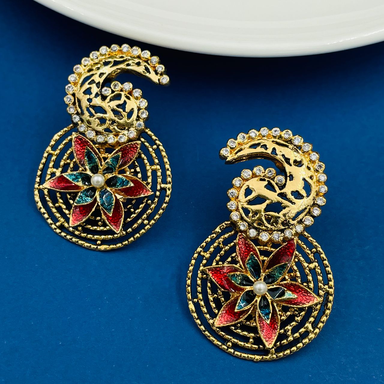 Filigree Gold Plated Meenakari American Diamond Earring For Women Main image