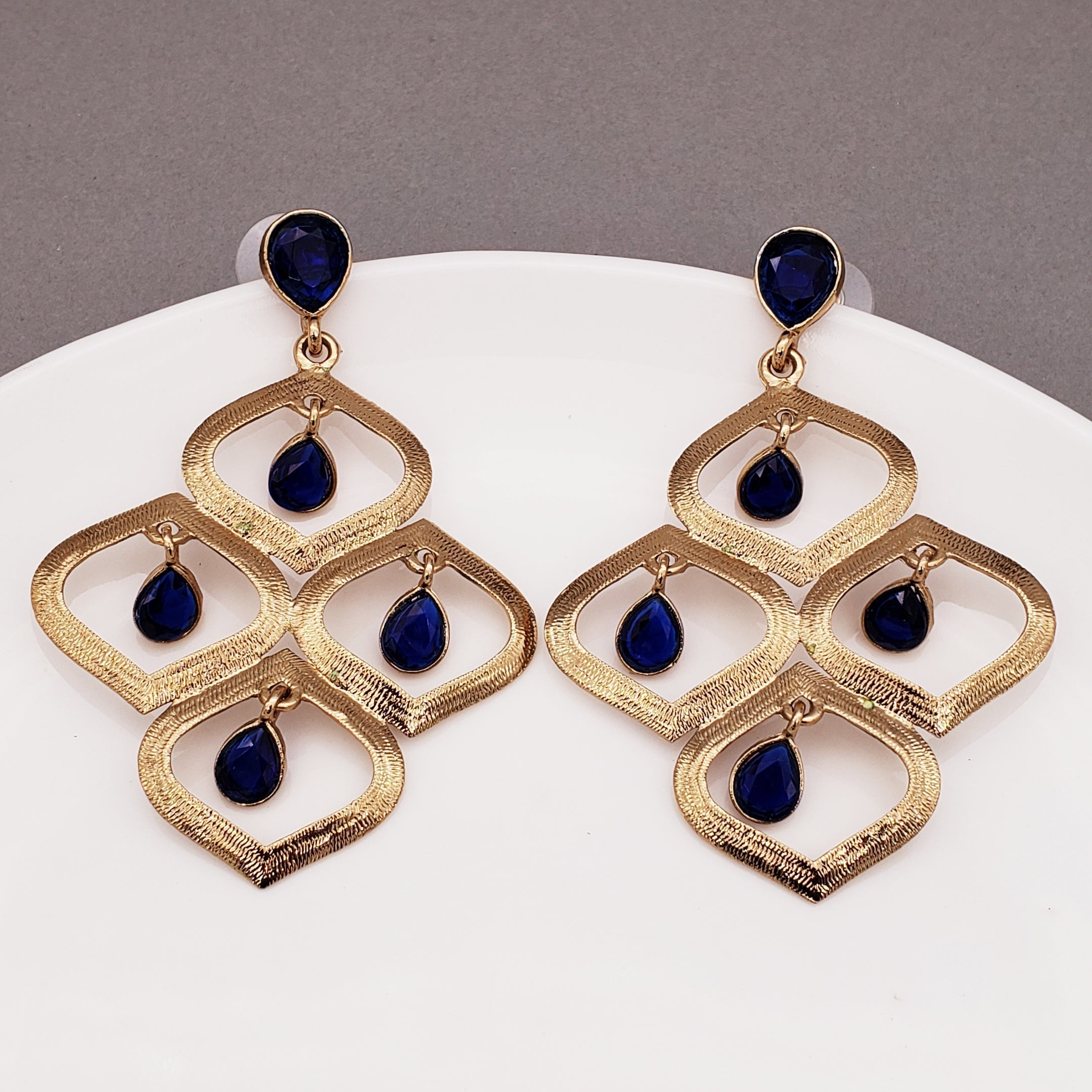 Dew Drop Antique Gold Plated Blue Dangling Earring For Women Bulk
