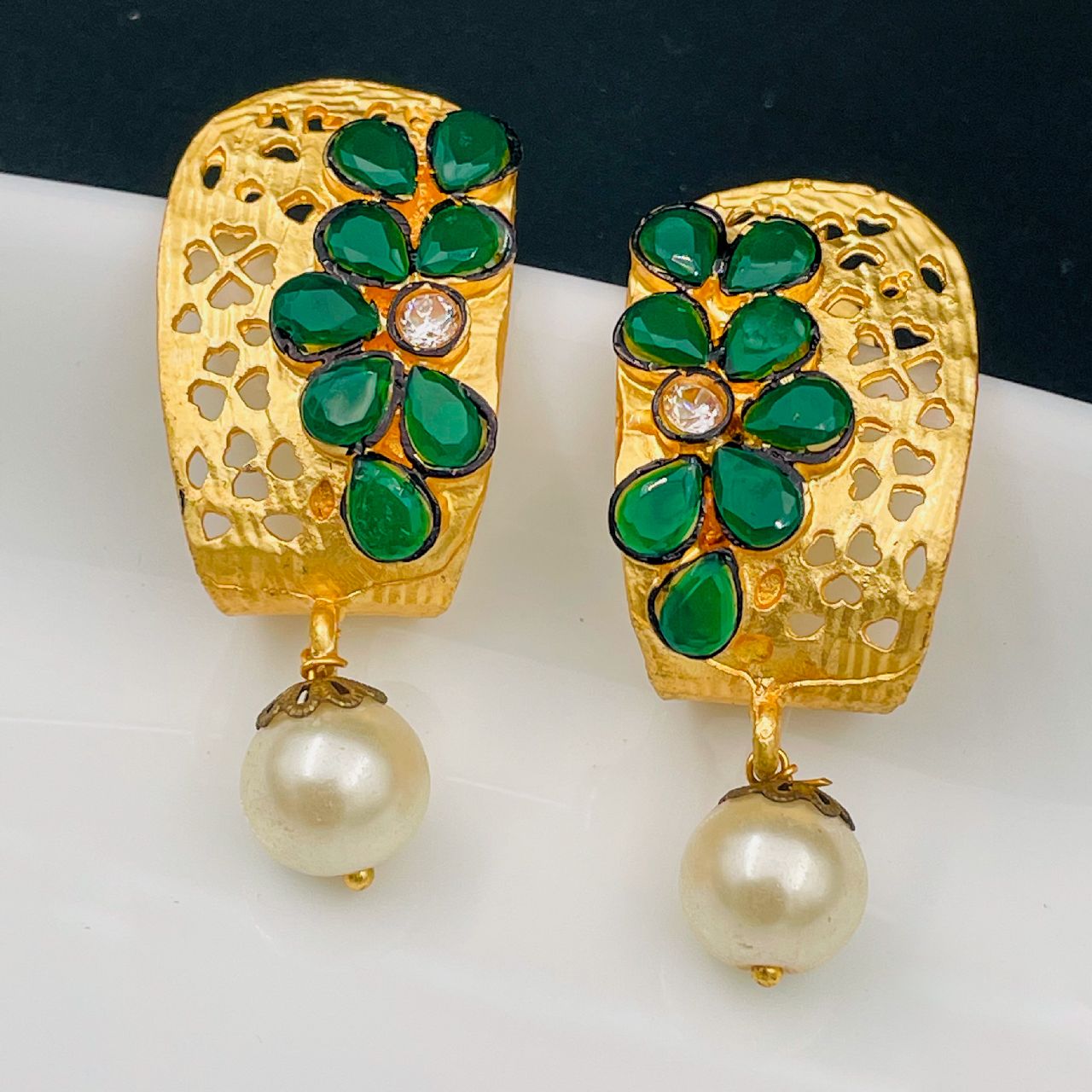 Victorian Matte Gold CZ Emerald Green Stud Earring Bulk