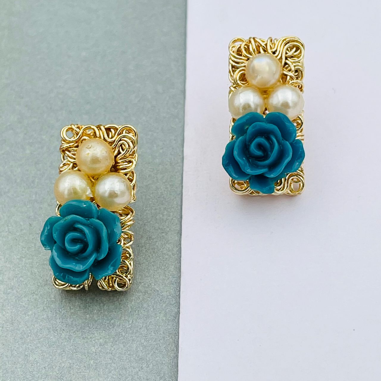 Daily Wear Gold Plated Sky Blue Flower Pearl Stud Earring Women Bulk