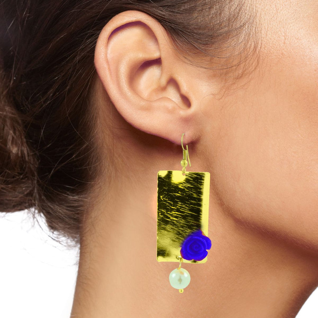 Daily Dangling Gold Plated Neon Blue Pearl Earring For Women Bulk