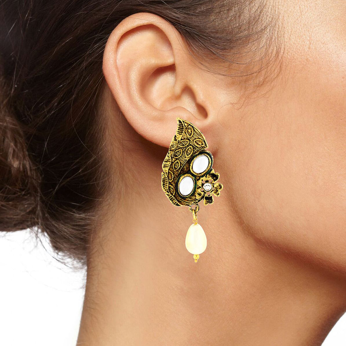 Traditional Dainty 22K Gold Chand Bali Cz Pearl Earring For Women