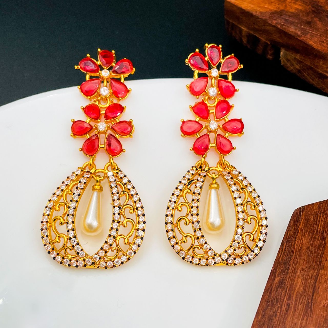 Kundan Flower Filigree Antique Red Green 18Kgold Dangler Earring Bulk Main image