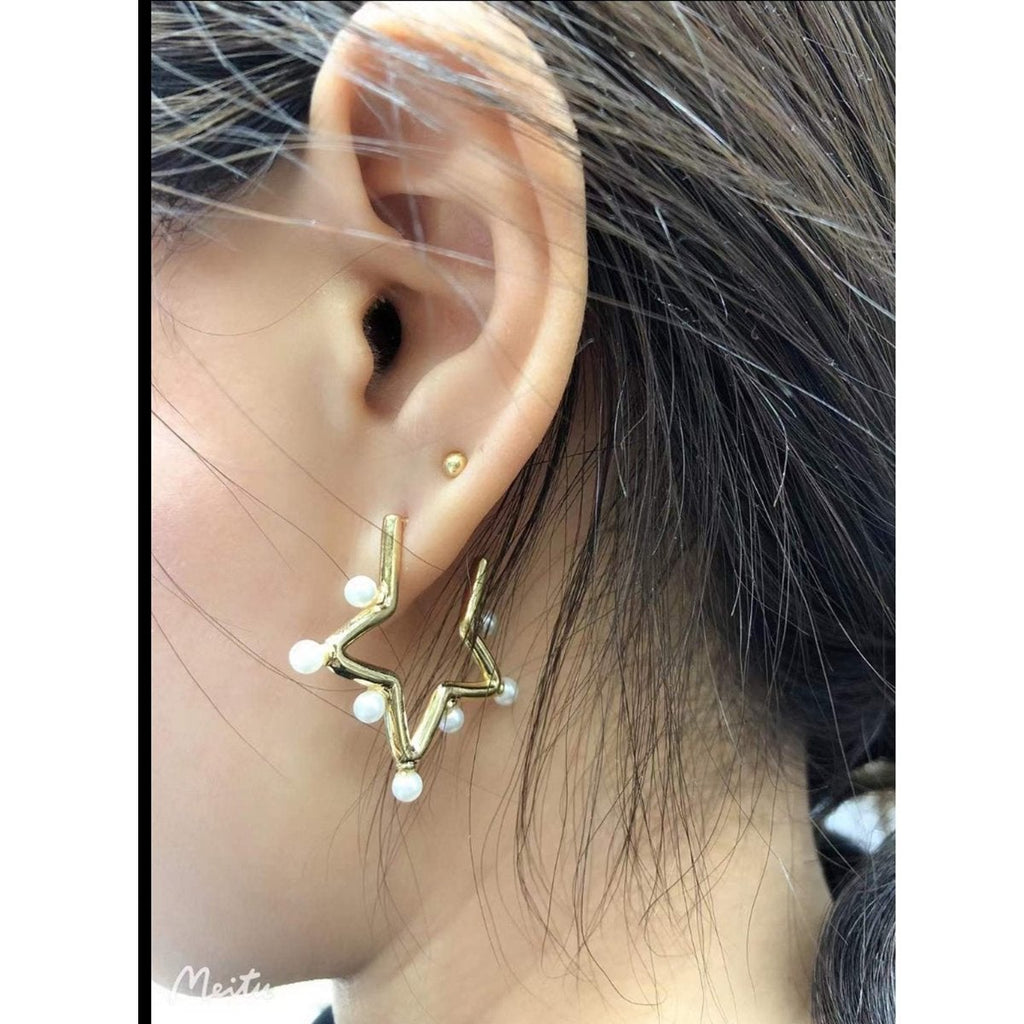 Round Gold Pearl Dangler Earring For Women Bulk