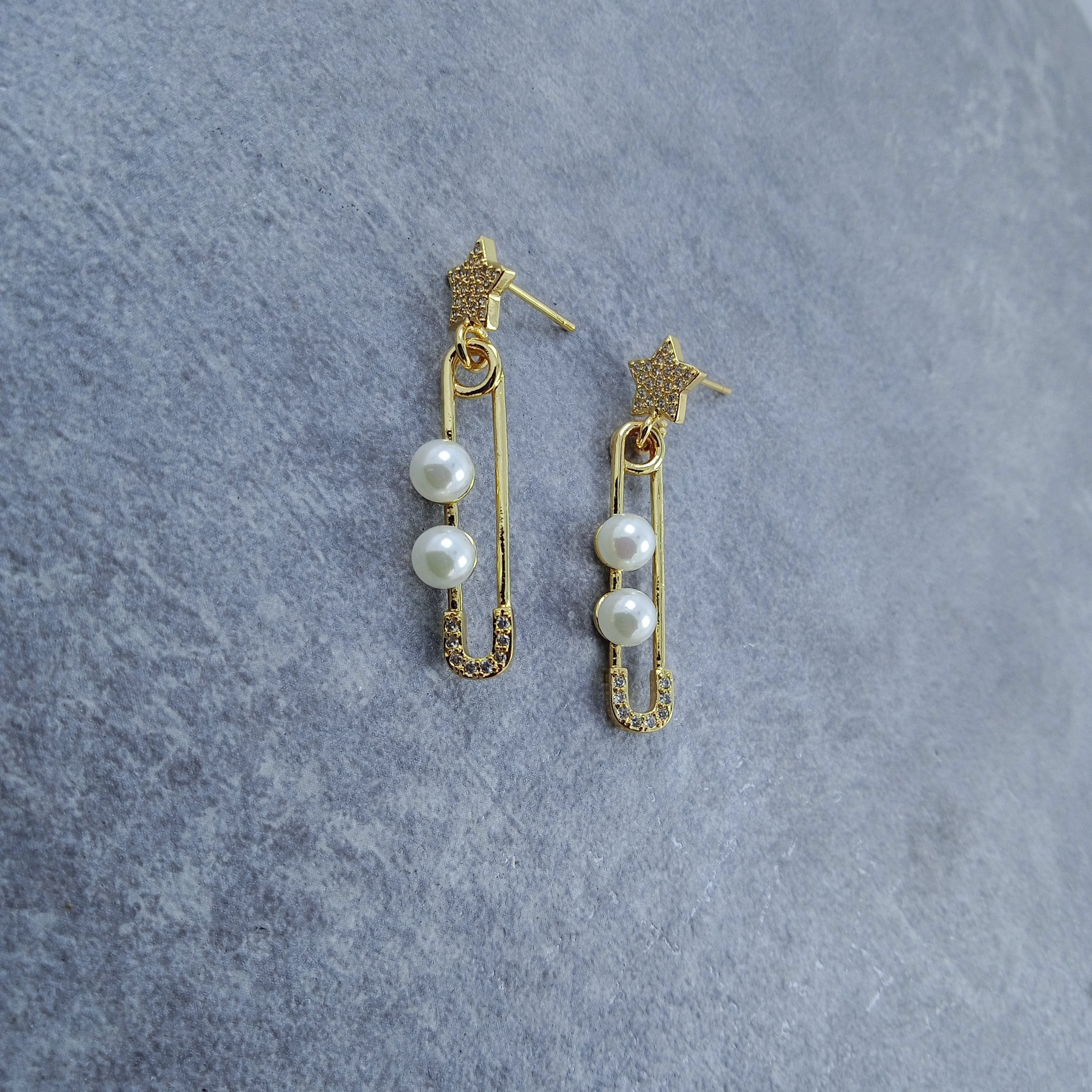 Safety Pin Star Gold Pearl Dangler Earring For Women Bulk