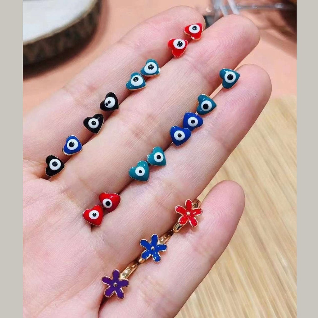 Evil Eye Tiny Black Heart Gold Stud Earring Pair Brass For Women Bulk
