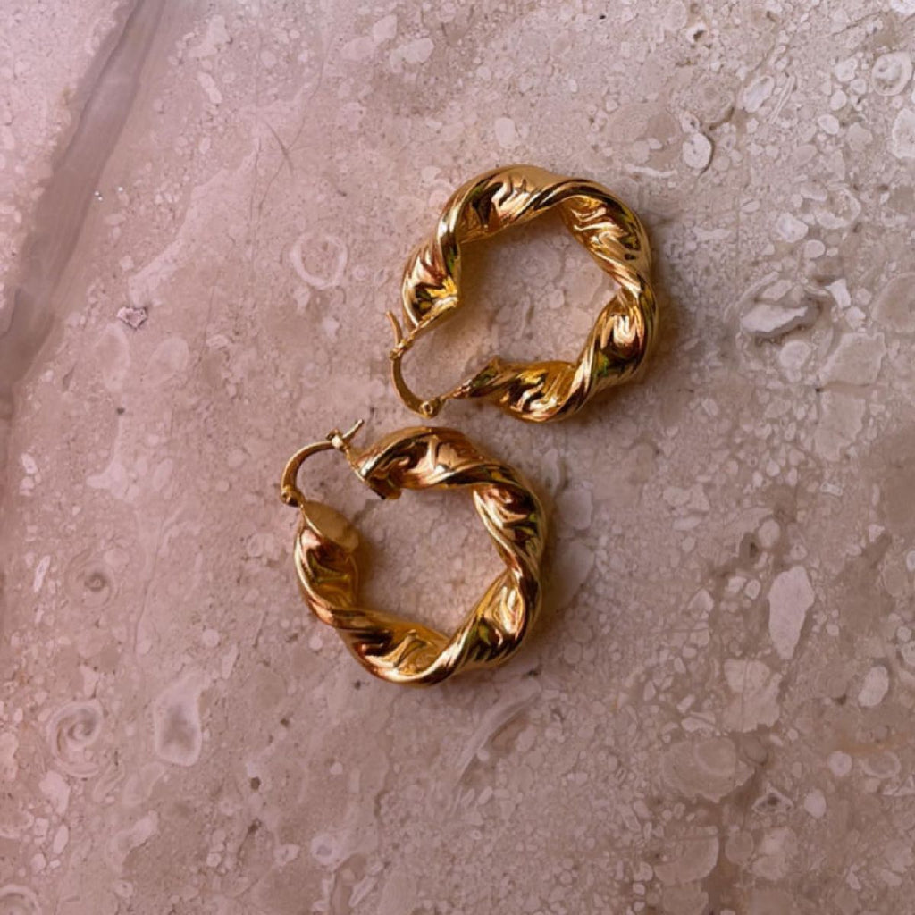 Stainless Steel Curly Gold Hoop Earring Pair For Women Bulk