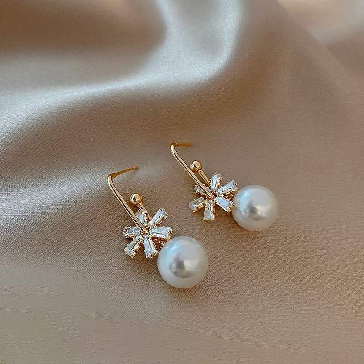Floral Baguette Pearl 18K Gold Stud Drop Earring Pair For Women Bulk Main image