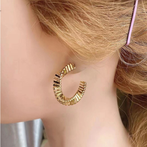 Twisted Mesh 18K Gold Copper Hoop Earring Pair For Women Bulk Secondary image
