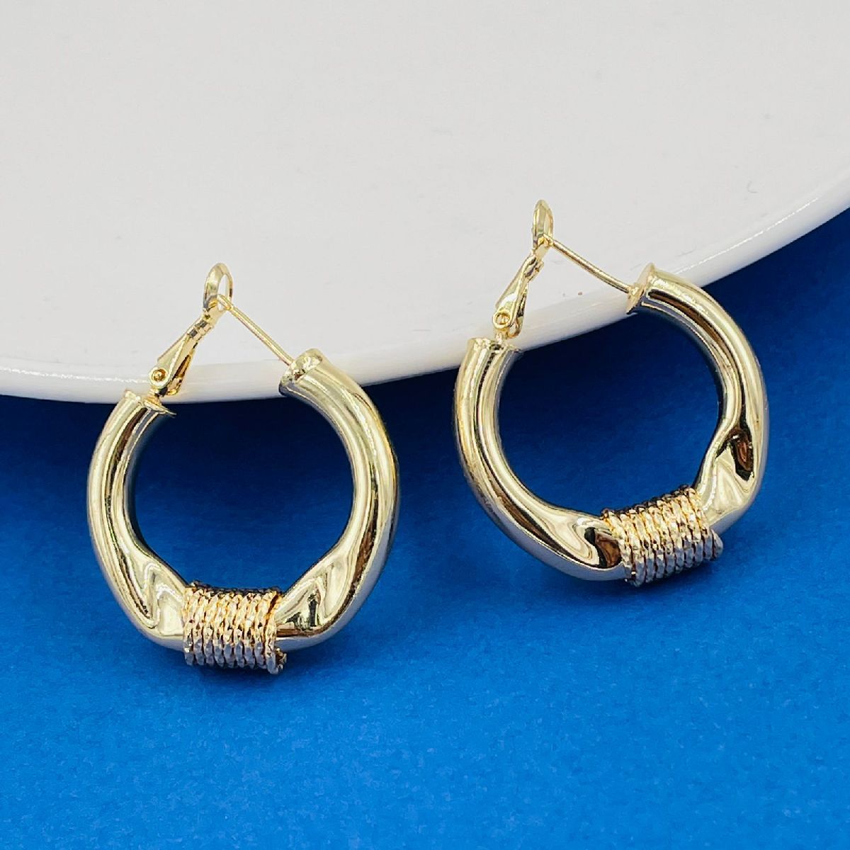 18K Gold Anti Tarnish Copper Glossy Hoop Earrings For Women Bulk