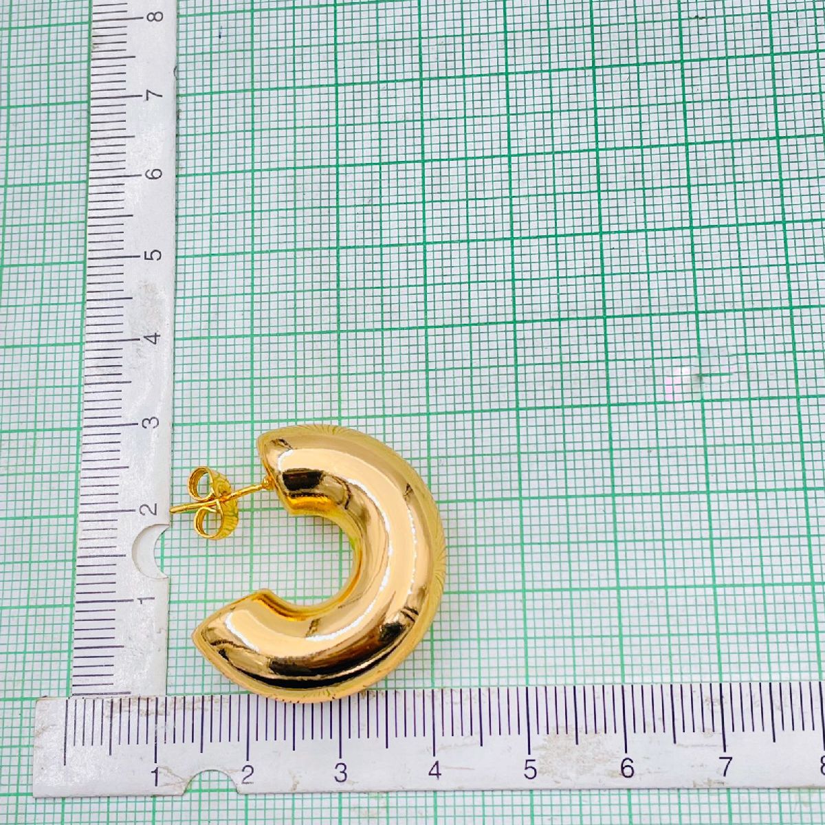 Chunky Crescent Stainless Steel Anti Tarnish 18K Gold Hoop Earring Pair Secondary image
