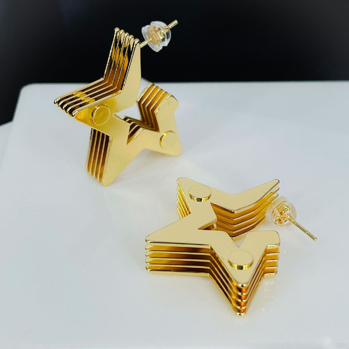 Layered 3D Star Chunky 18K Gold Anti Tarnish Hoop Earring Women Bulk