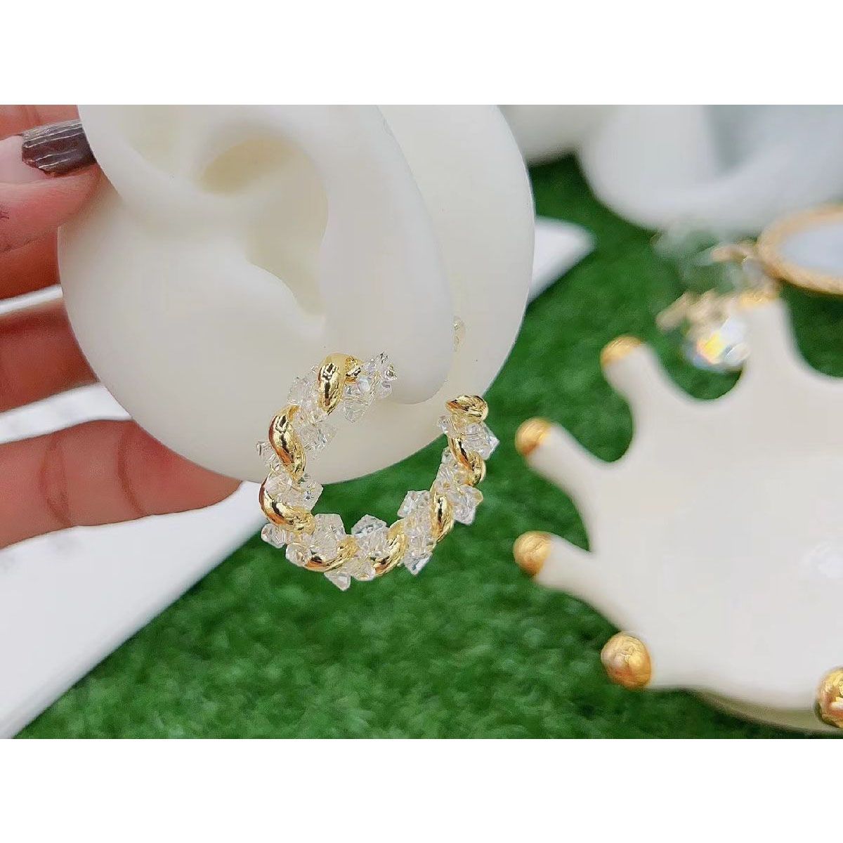 Twisted Crystals 18K Gold Anti Tarnish Hoop Earring For Women Bulk Secondary image