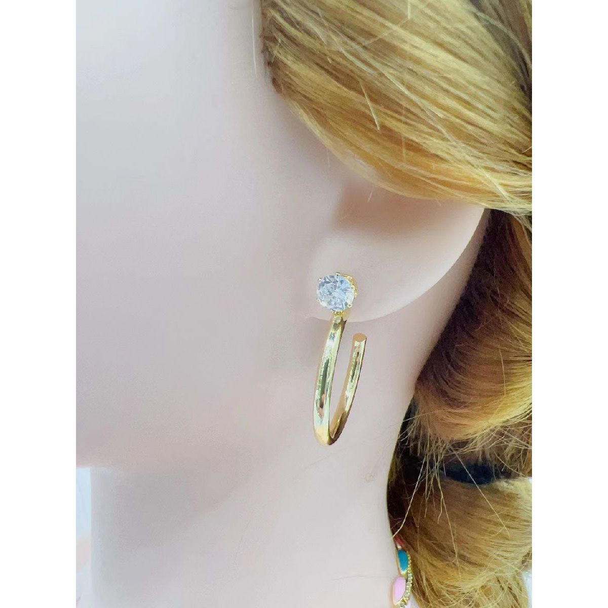 Daily Wear Solitaire Glossy 18K Gold Hoop Bali Earring Women Bulk