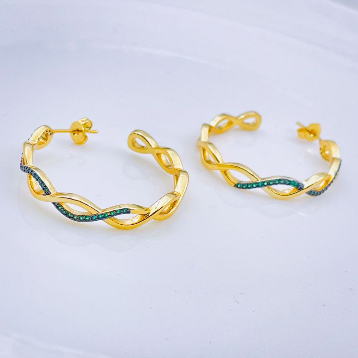 Twisted Wavy Curly Blue Cubic Zirconia 18K Gold Hoop Earring Bulk