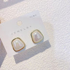 Trapezoid Shape Pearl 18K Gold Copper Stud Earring For Women Bulk