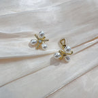 Flower Pearl Cubic Zirconia 18K Gold Copper Stud Earring Women Bulk