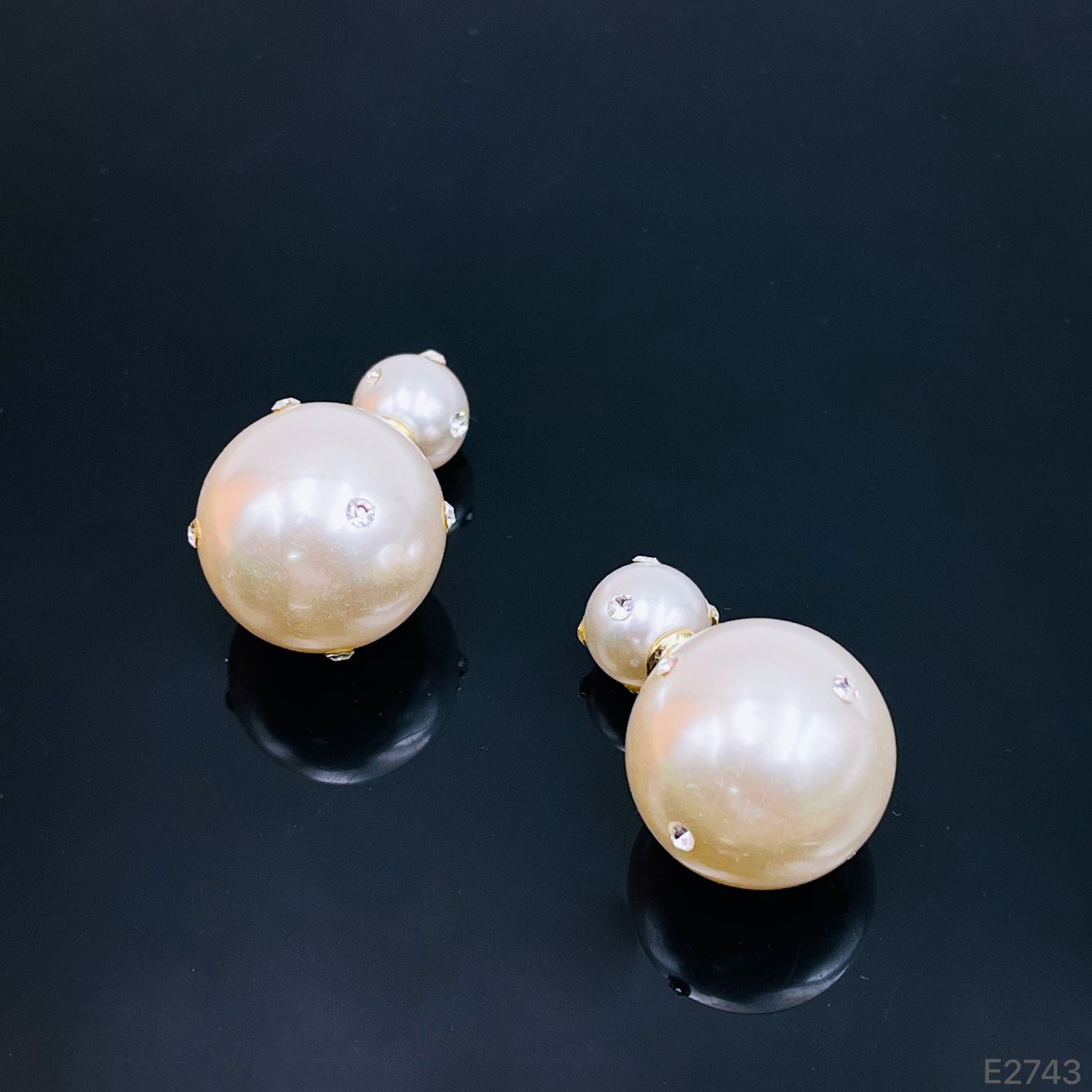 Post Dual Pearl Studded Zircon 18K Gold Double Side Stud Earring Bulk Main image