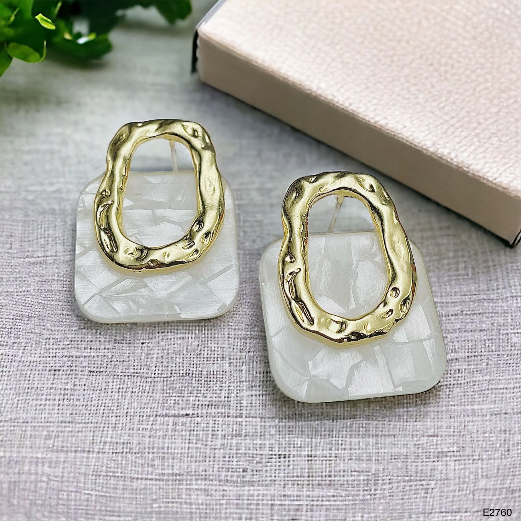 Mother Of Pearl 18K Gold Anti Tarnish Stud Dangler Earring Women Bulk