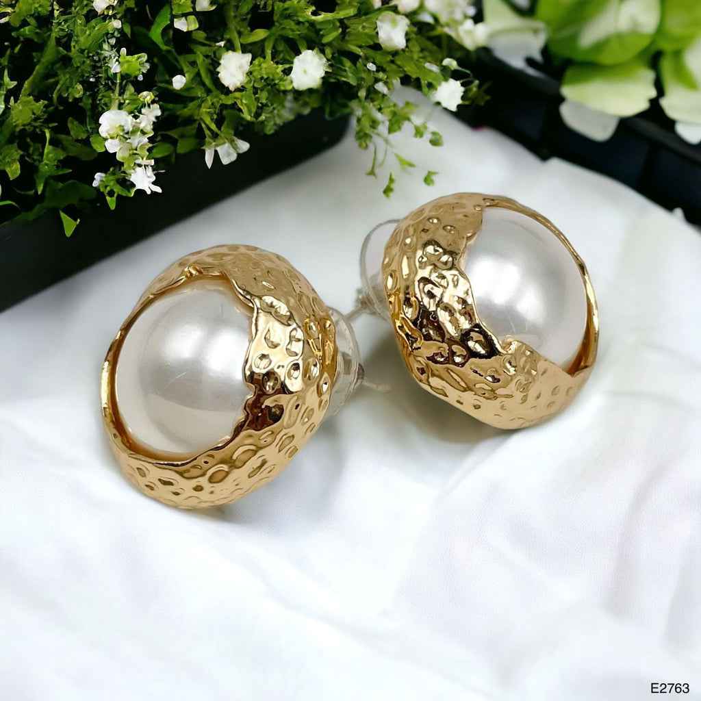 12 Mm Pearl Beaten 18K Gold White Anti Tarnish Stud Earring Women Bulk
