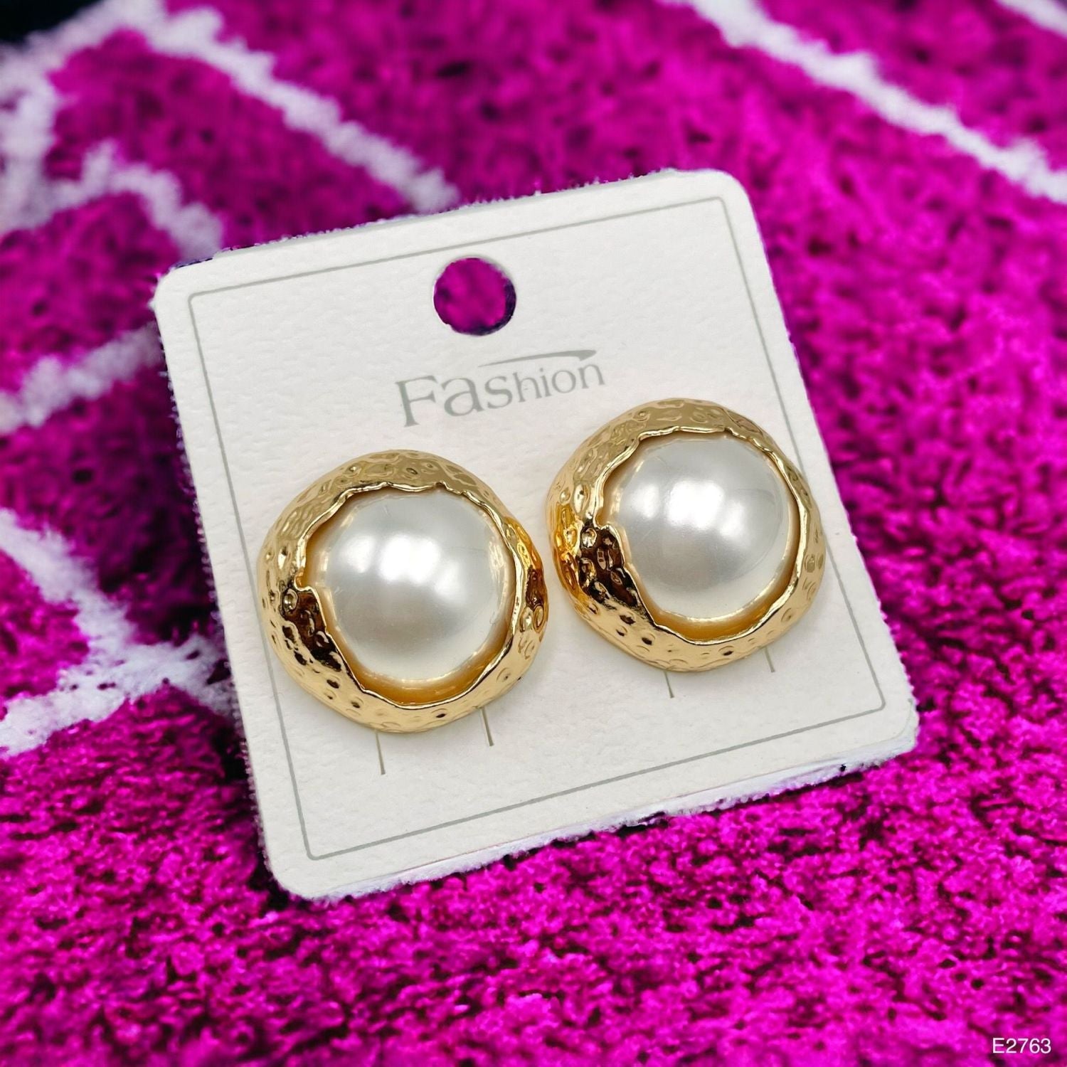 12 Mm Pearl Beaten 18K Gold White Anti Tarnish Stud Earring Women Bulk