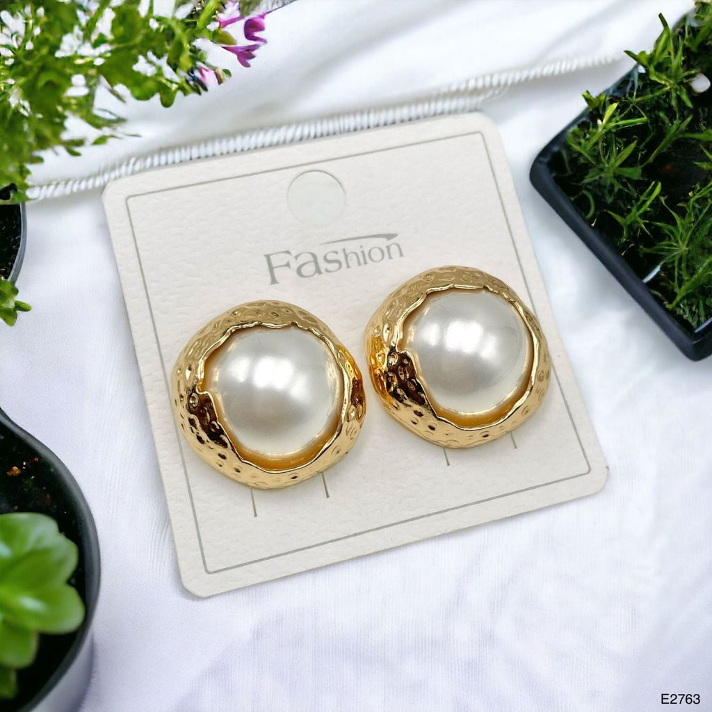 12 Mm Pearl Beaten 18K Gold White Anti Tarnish Stud Earring Women Bulk