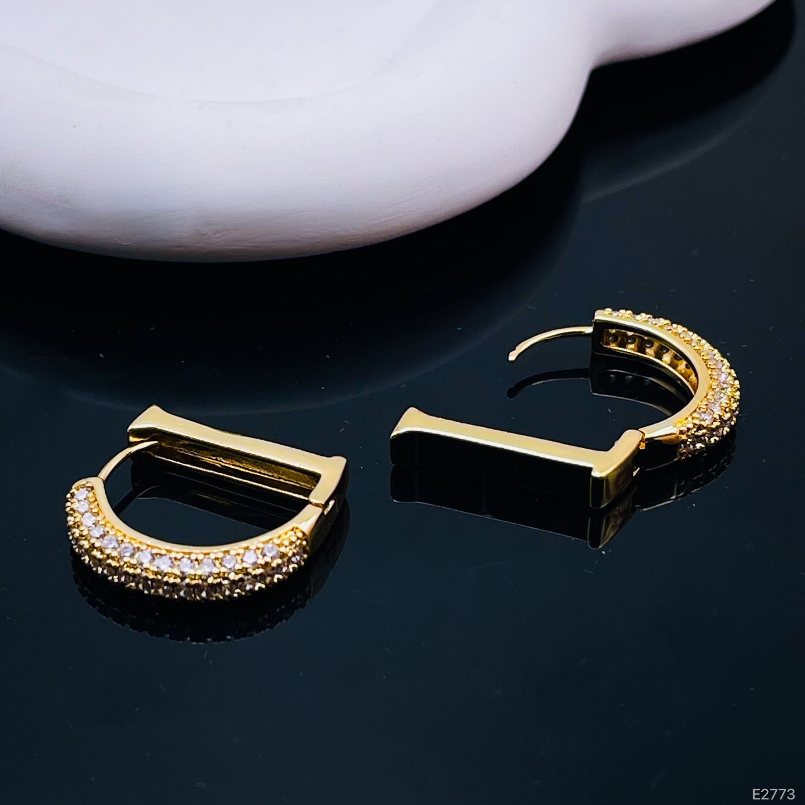 Luxury Cx Cubic Zirconia 18K Gold Hoop Earring For Women Bulk Main image