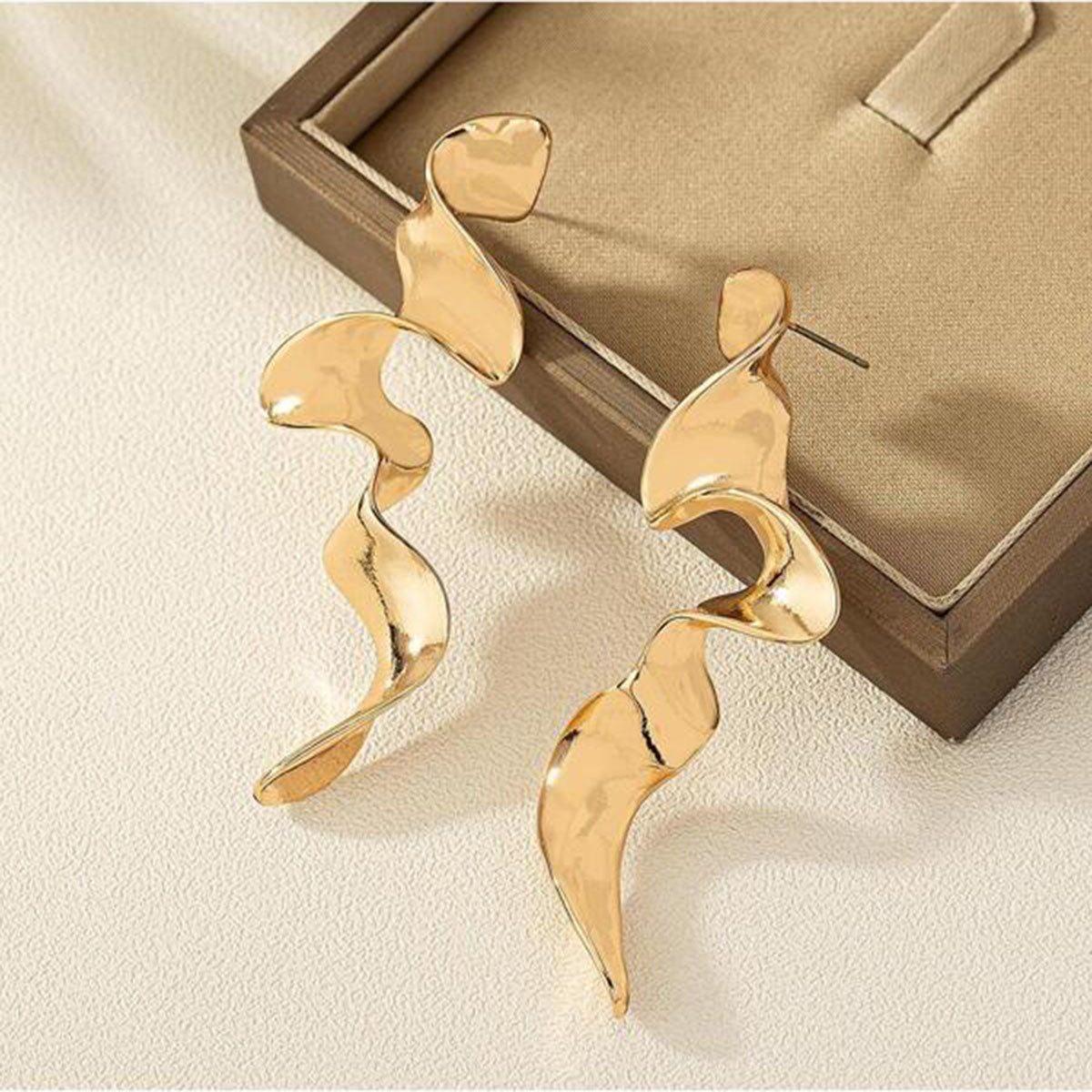 Twisted Waves Glossy 18K Gold Anti Tarnish Long Dangling Earring Bulk