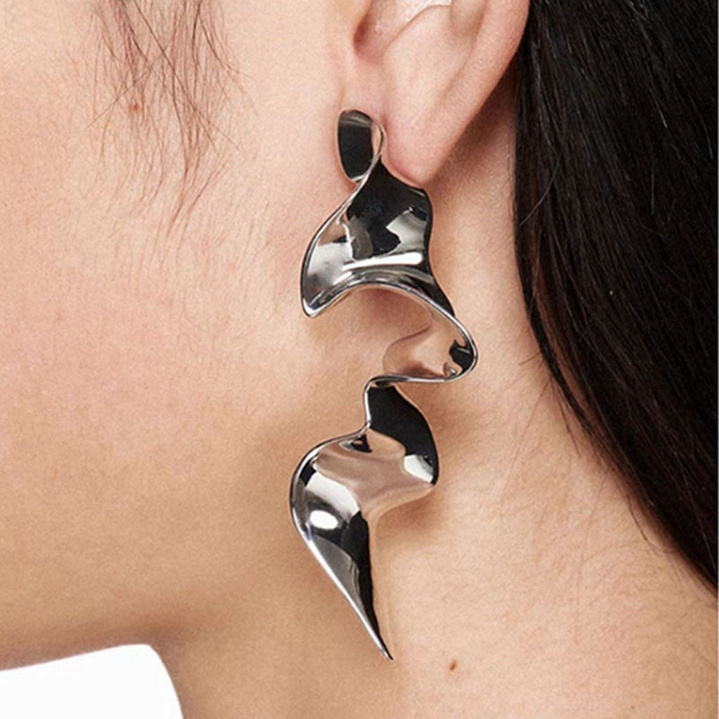 Twisted Waves Glossy 18K Gold Anti Tarnish Long Dangling Earring Bulk