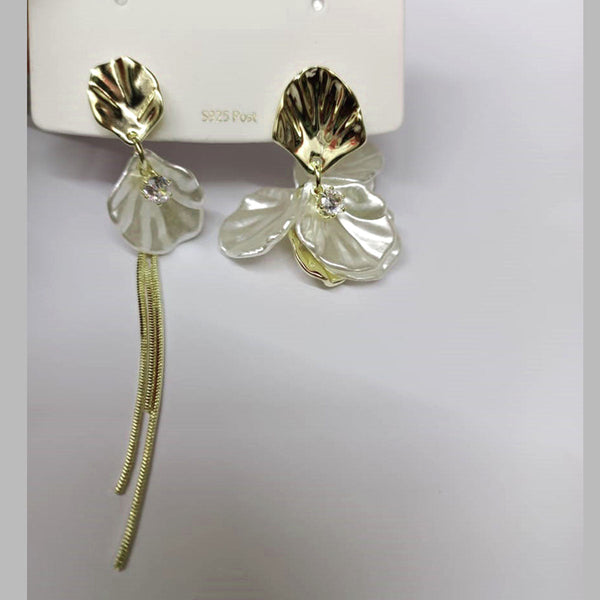 Shell Pearl Floral Mismatch Gold Anti Tarnish Dangling Earring Bulk Main image