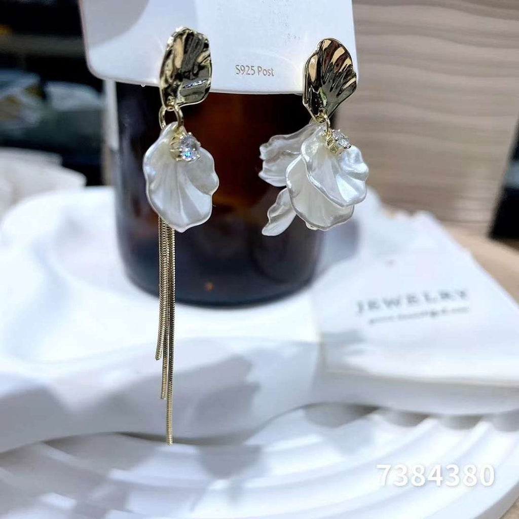 Shell Pearl Floral Mismatch Gold Anti Tarnish Dangling Earring Bulk