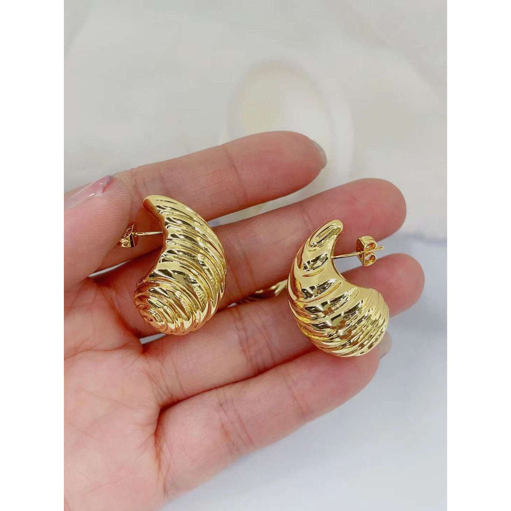 Chunky Swirl Shell Textured Gold Anti Tarnish Copper Stud Earrings Bulk