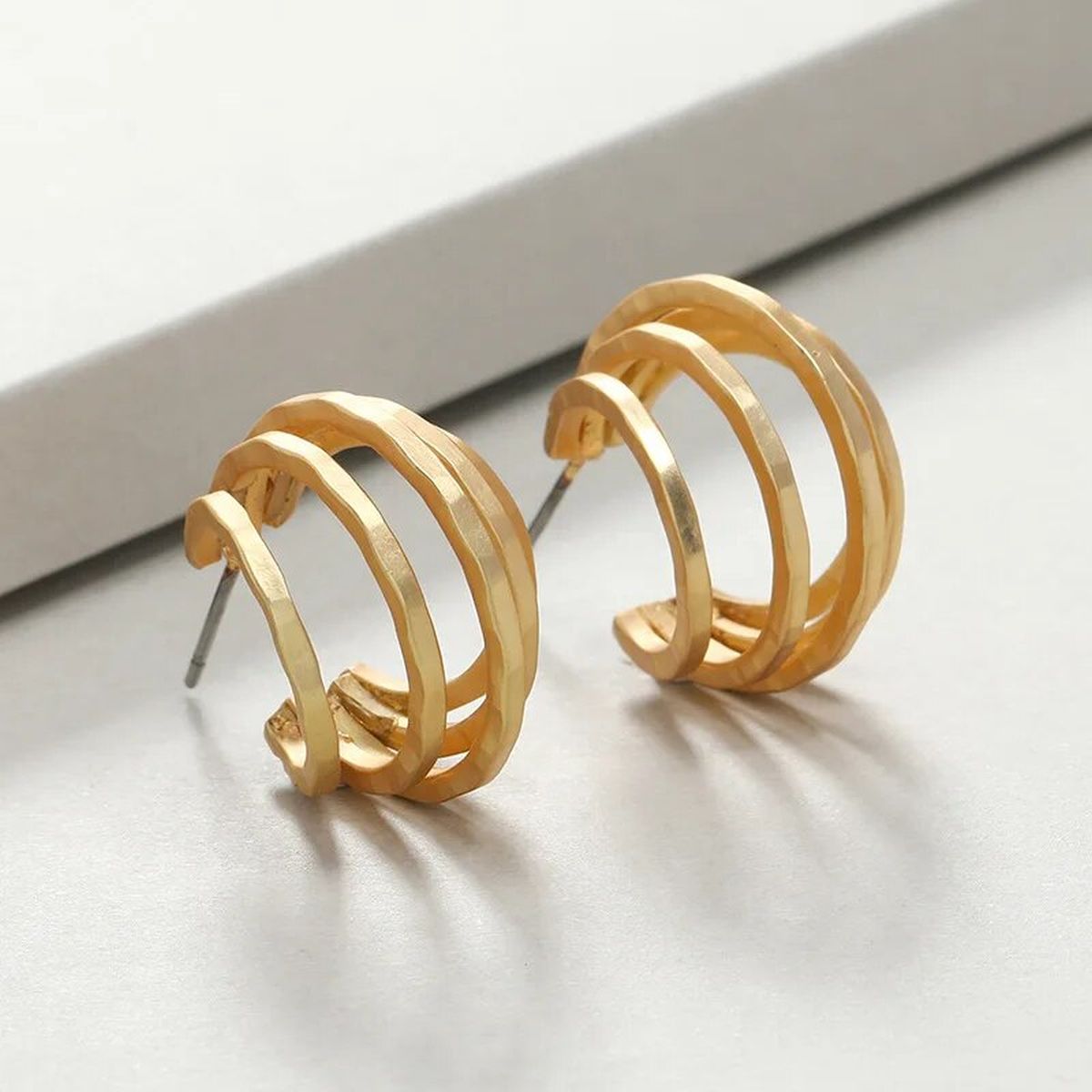 5 Layer Wire 18K Gold Anti Tarnish Hoop Earring For Women Bulk