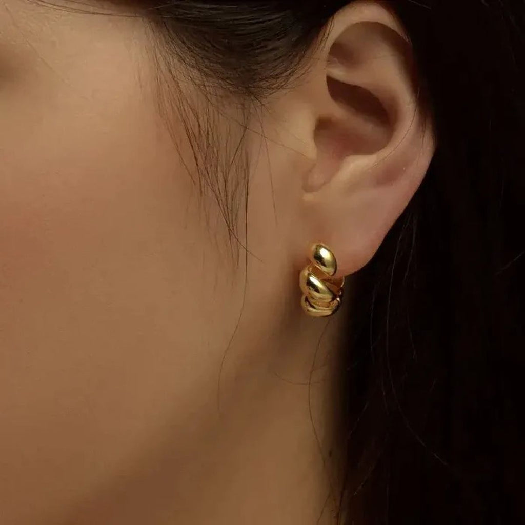 Cute Croissant 18K Gold Anti Tarnish Hoop Earring For Women Bulk