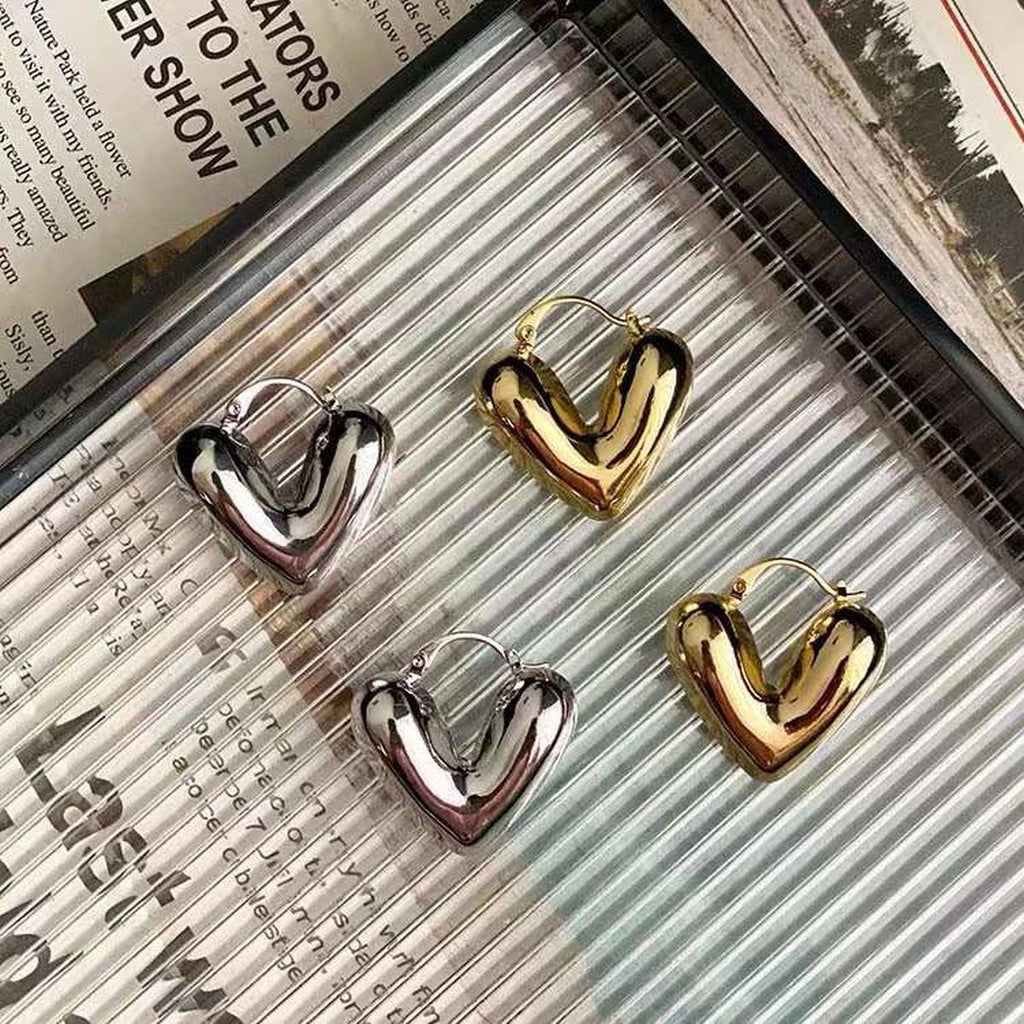 Heart Love 18K Glossy Gold Anti Tarnish Hoop Earring For Women Bulk