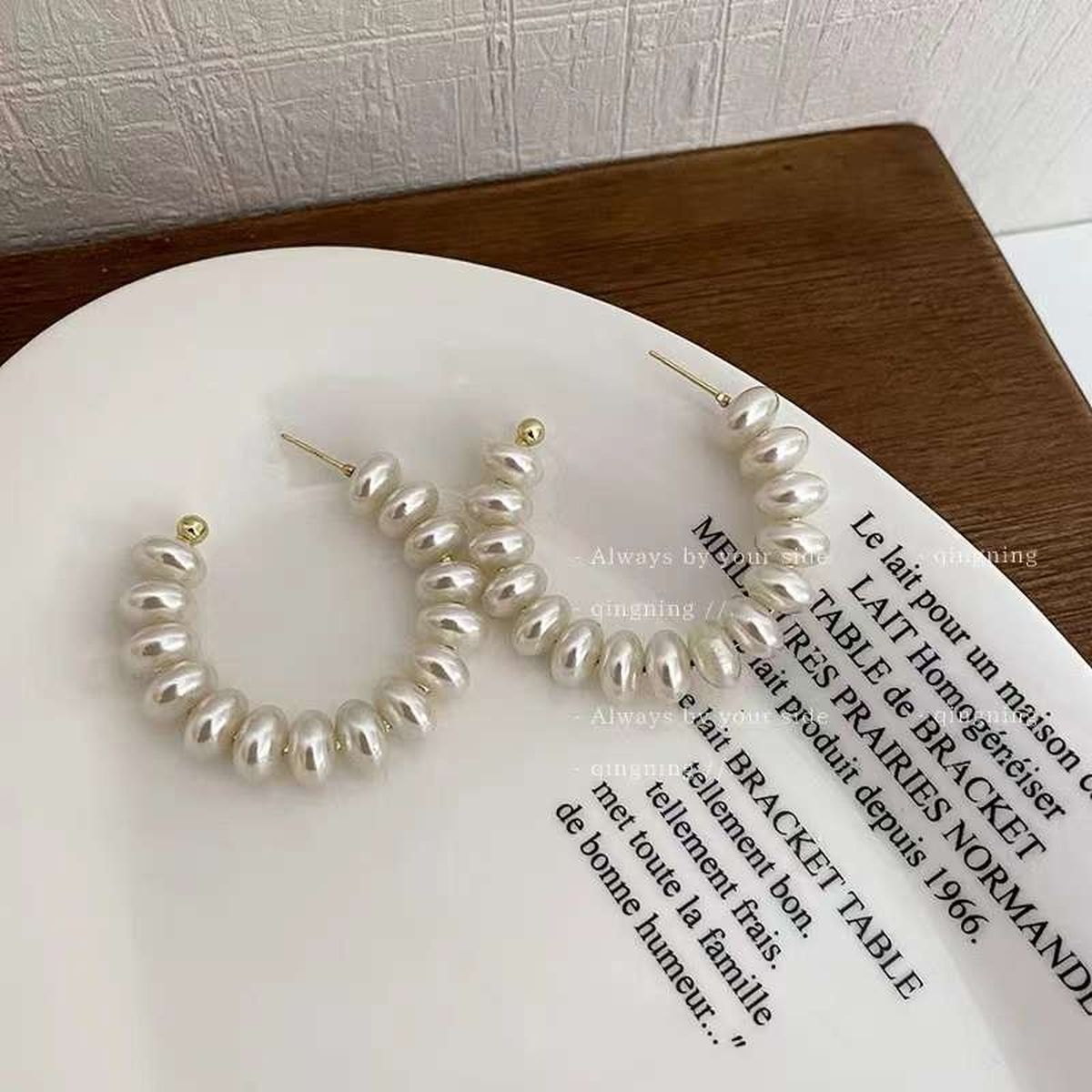 15 Button Pearl 18K Gold Large Hoop Earring For Women Bulk Main image