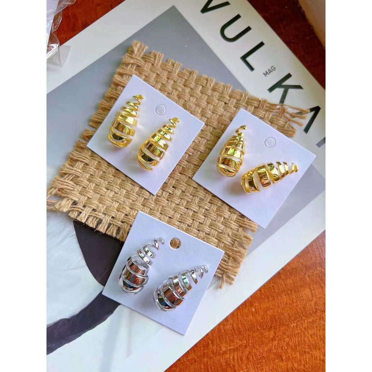 Bottega Paisley Mango Snail Layered Silver Anti Tarnish Stud Earrings for Women Main image