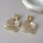 Mother Of Pearl White 18K Gold Anti Tarnish Dangler Earring Women Bulk