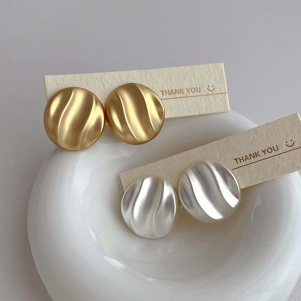 18K Gold Anti Tarnish Stud Earring Pair For Women Bulk