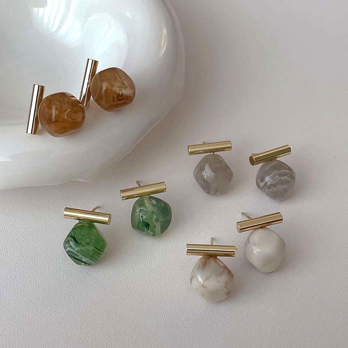 Emerald Green 18K Gold Anti Tarnish Gemstones Stud Earring Pair Bulk Main image