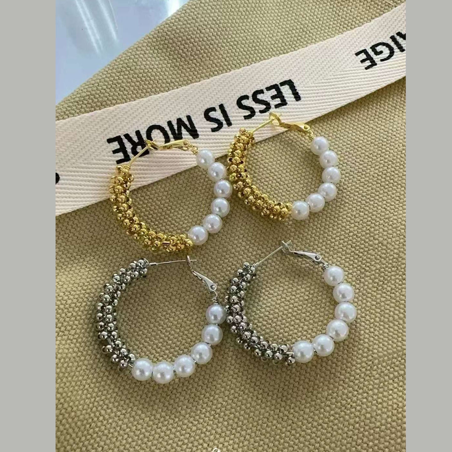 Ball Pearl White 18K Gold Anti Tarnish Hoop Earring Pair Women Bulk Main image