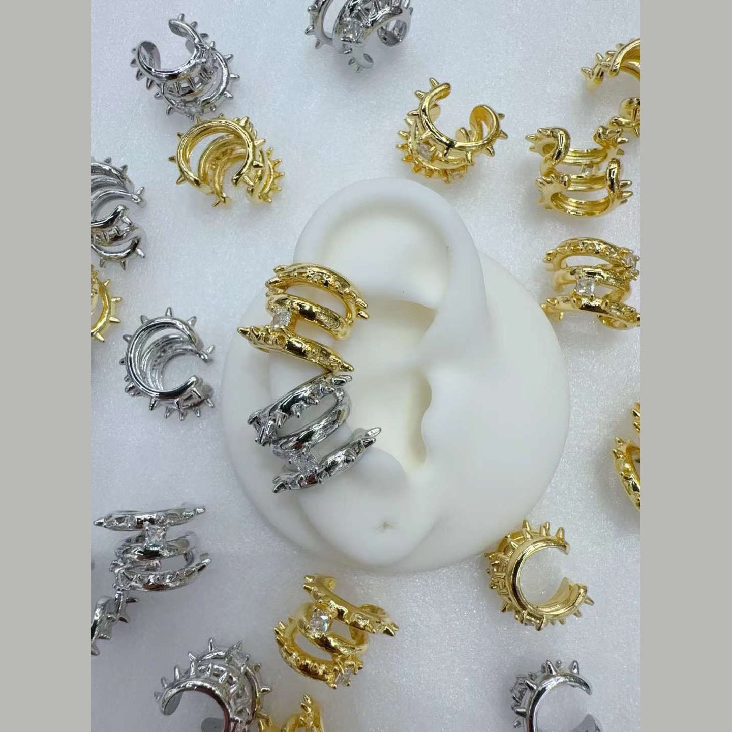 Hip Hop Spike Gold Anti Tarnish Clip-On Conch Ear Cuff Earring Bulk Secondary image