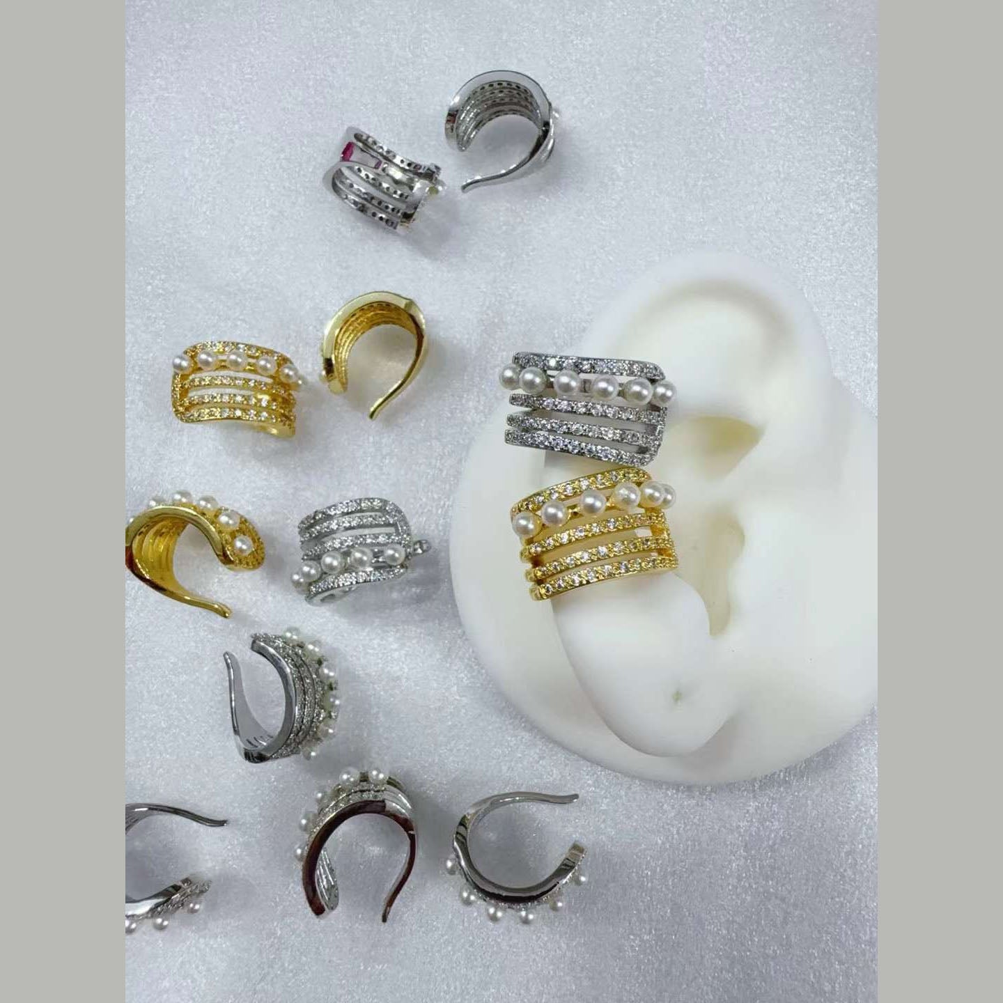 Cubic Zirconia Pearl 18K Gold Anti Tarnish Stud Clip-On Ear Cuff Conch Earring Pair For Women Main image