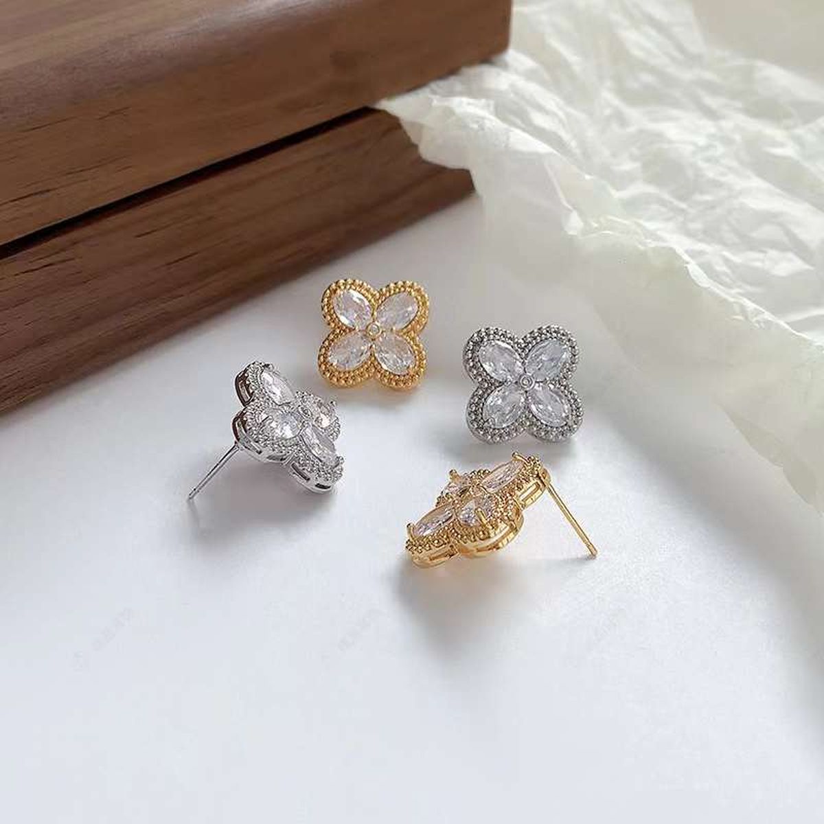 Clover CZ 18K Gold Copper Anti Tarnish Stud Earring Pair Bulk