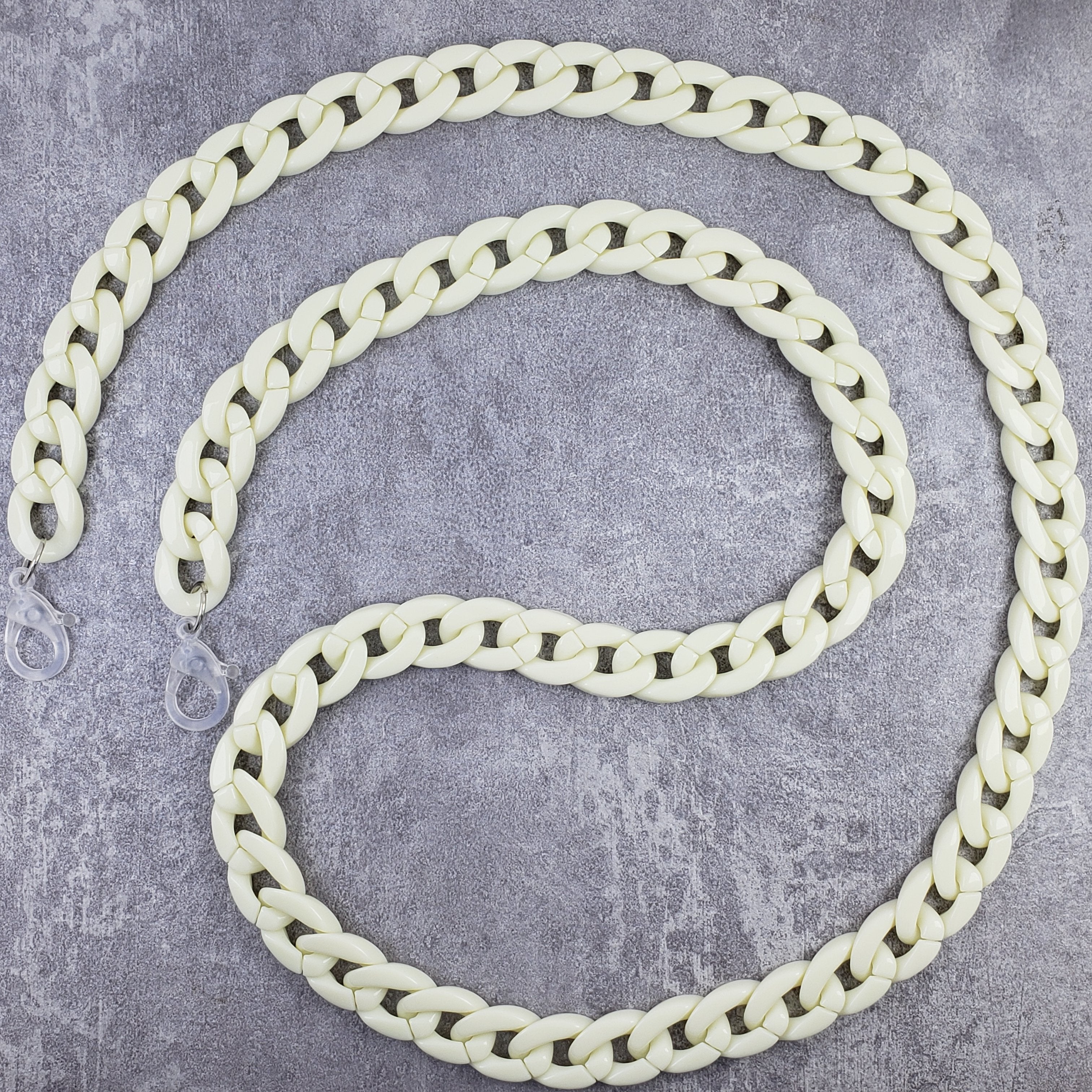 Off White Polymer Mask Chain For Women Bulk Secondary image