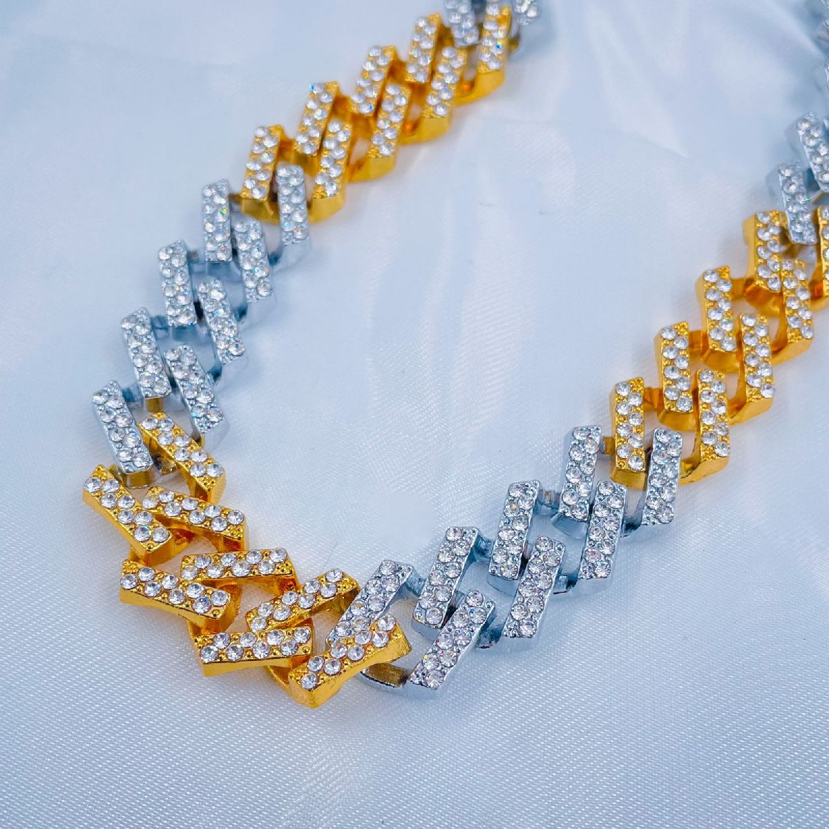 Hip Hop Iced Out Alloy Cuban Edgy Curb Gold Rhinestone Stainless steel Two Tone Chain 20"