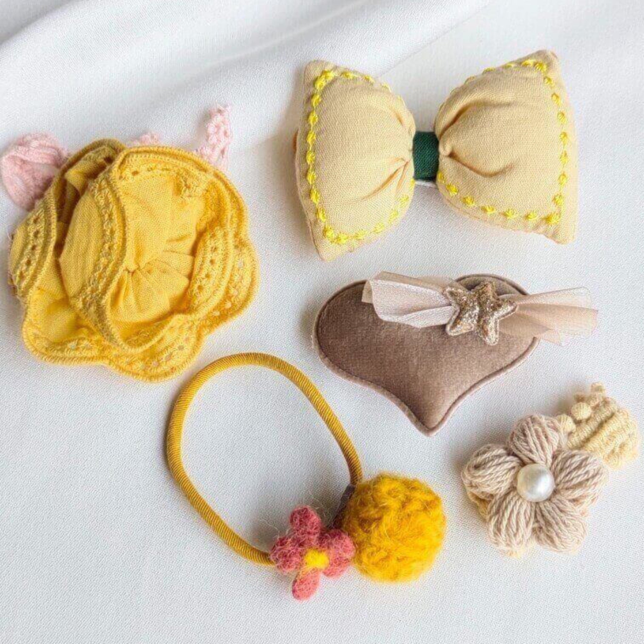 Glam-It-Up Multicolor Fabric Hair Clip Band Accessories Pack Of 5 Pcs For Girl Women Main image