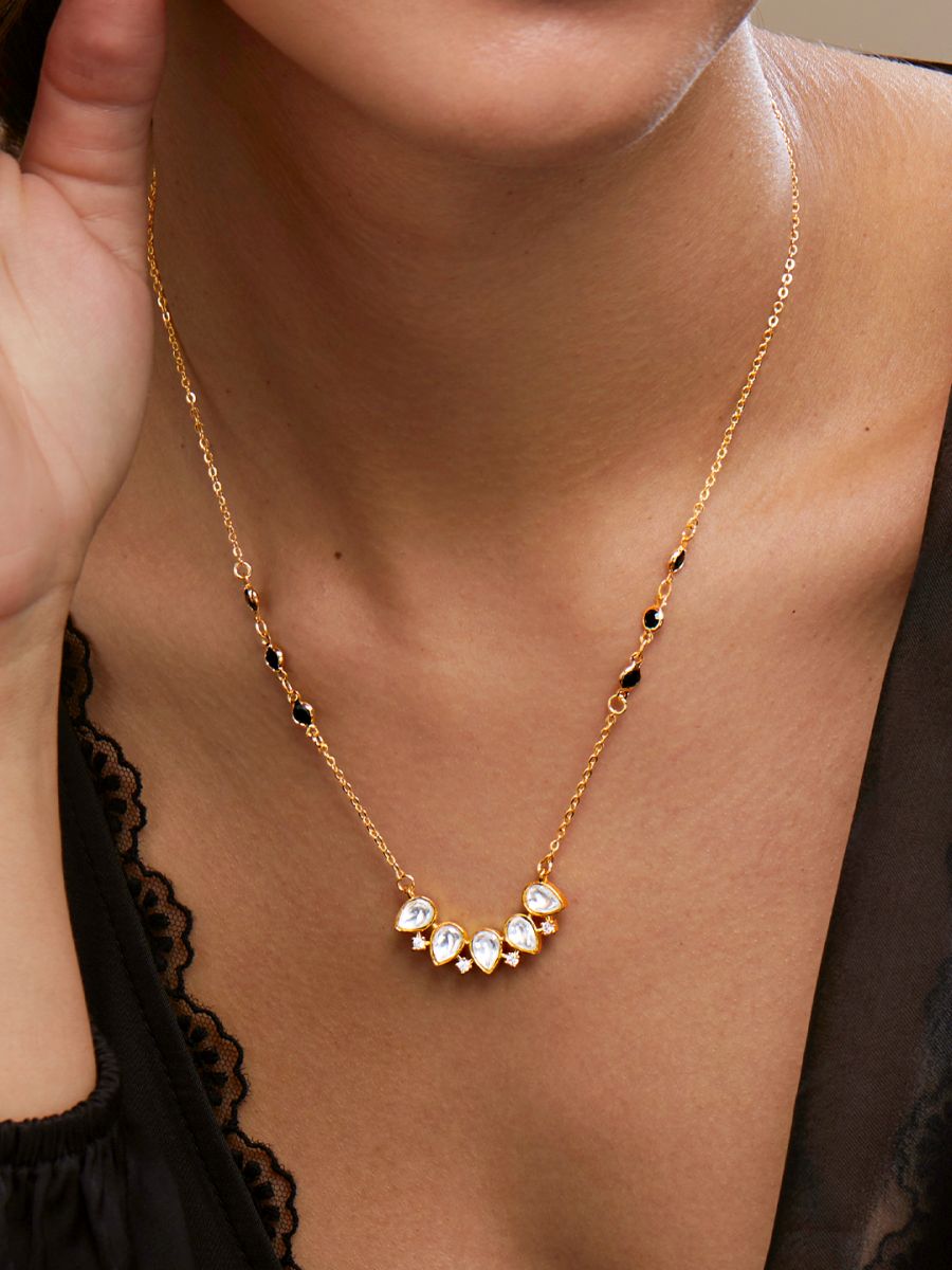 Copper Pear Cut Kundan Cubic Zirconia Gold Neck Mangalsutra Chain Bulk