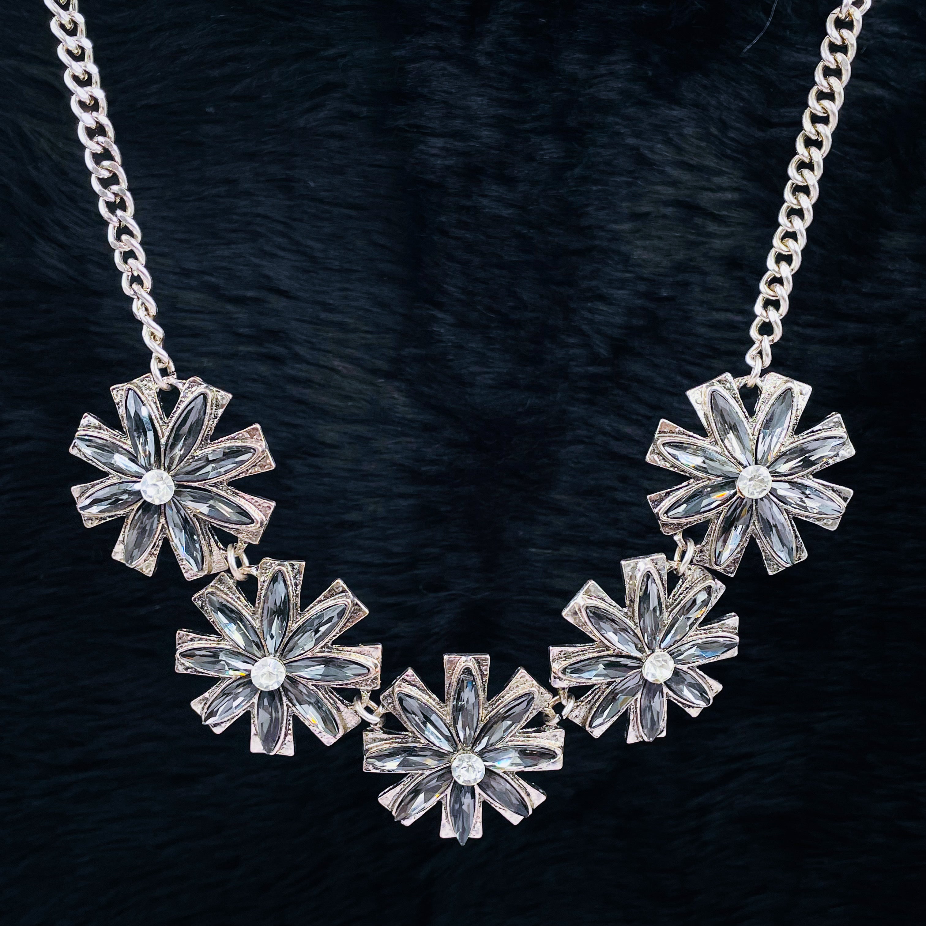 Flower Grey Crystal Antique Oxidized Silver Plated Necklace Bulk Main image